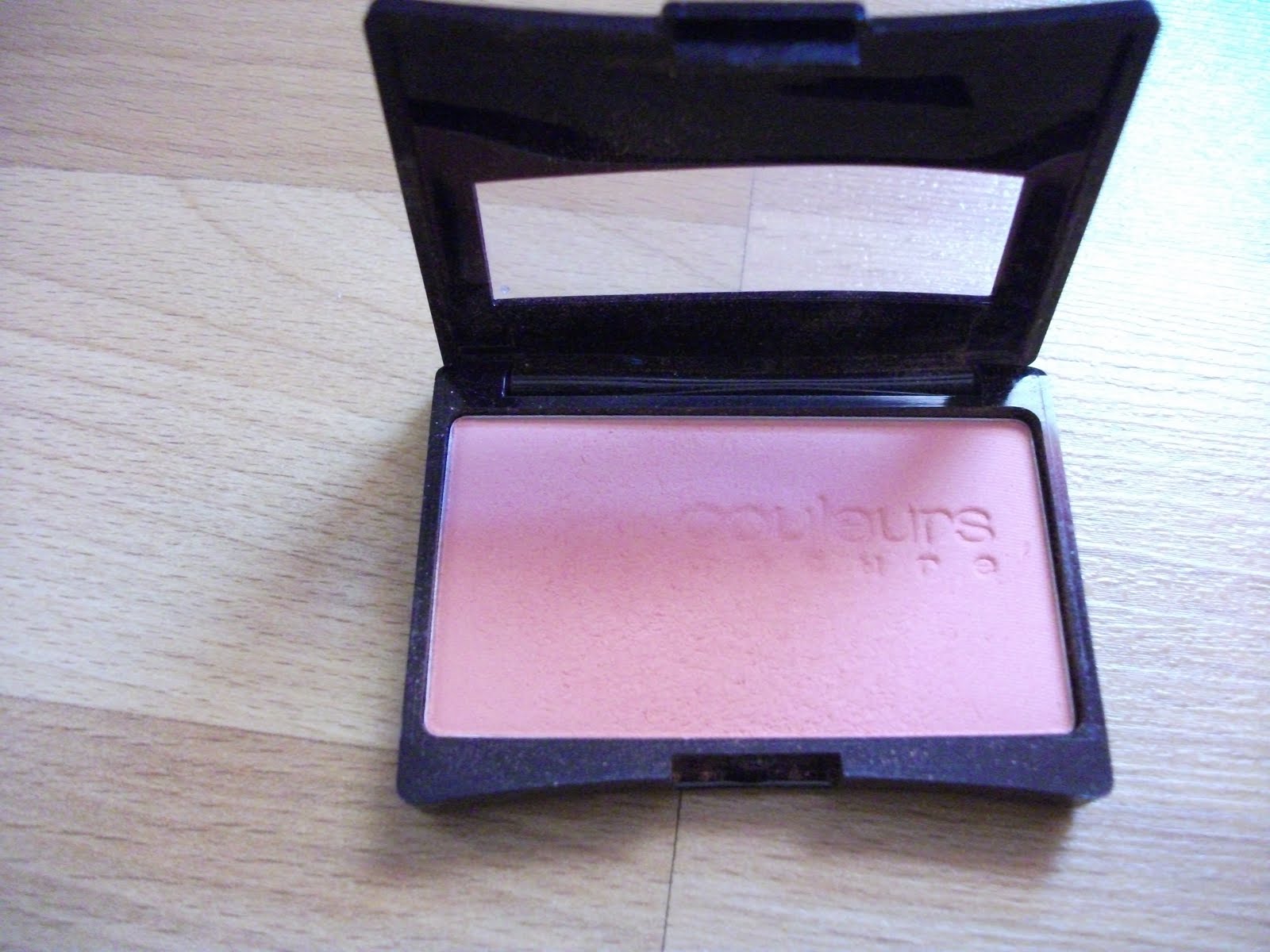 Туалетная вода натурале османтс. Ив роше османтус. Ив роше духи женские. 21 натурель. 21 натурель.