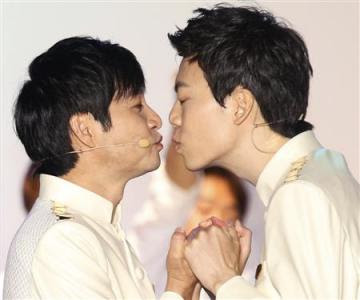 Kim Jho Gwang en su boda gay