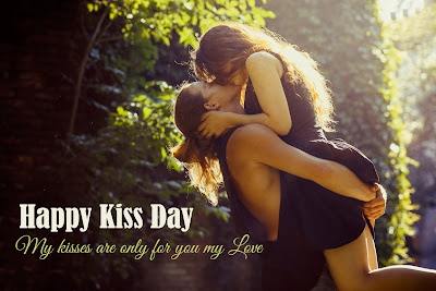 Download Happy Kiss Day Whatsapp DP for Girlfriend