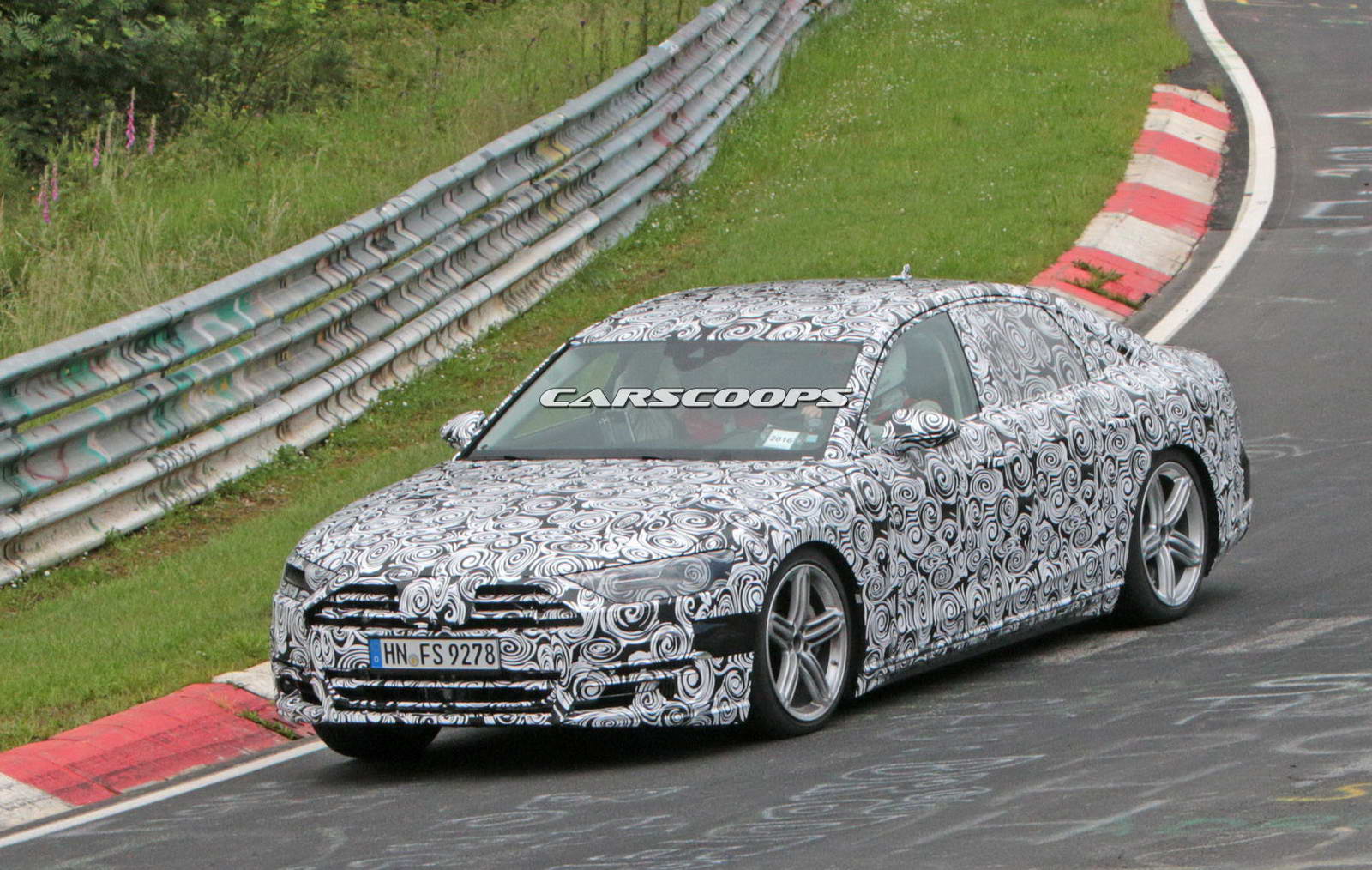 2018-Audi-A8-4.jpg