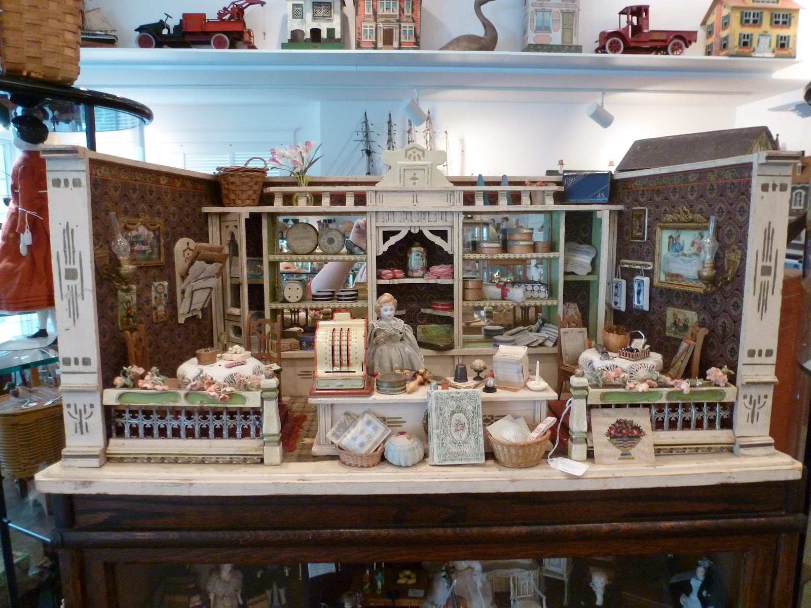 Northdixie Designs Fall 2012 Visit to Lucy's Doll House