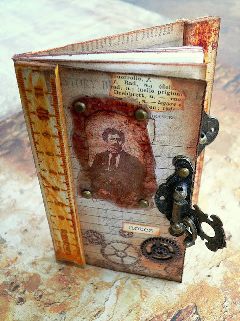Von Pappe II: Steampunk Notes and a swap!