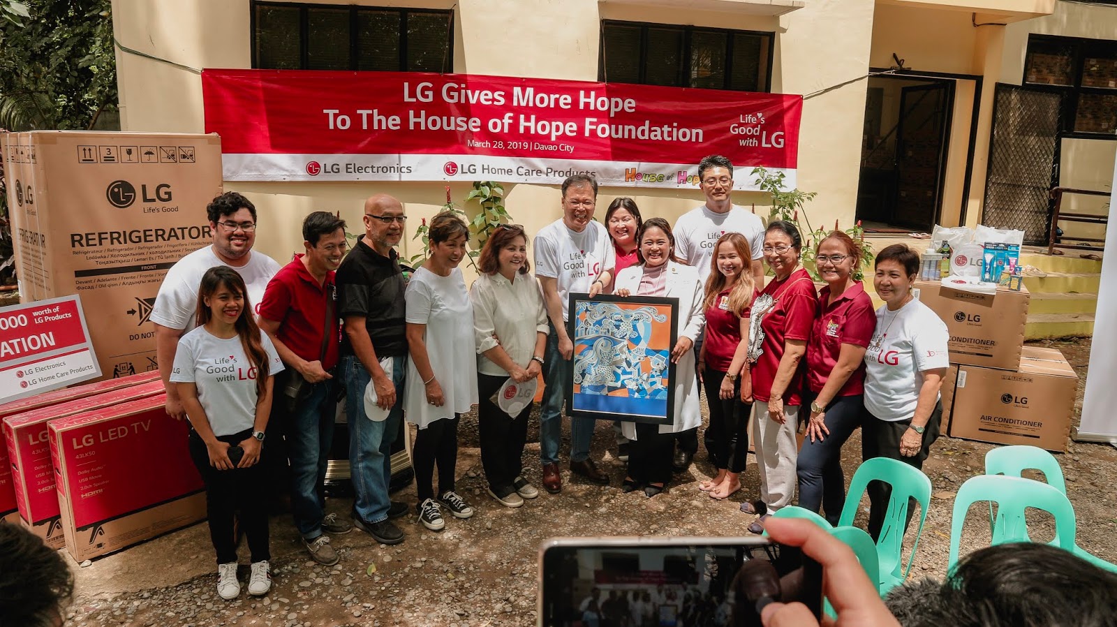LG Electronics gives back to children at The House of Hope Foundation