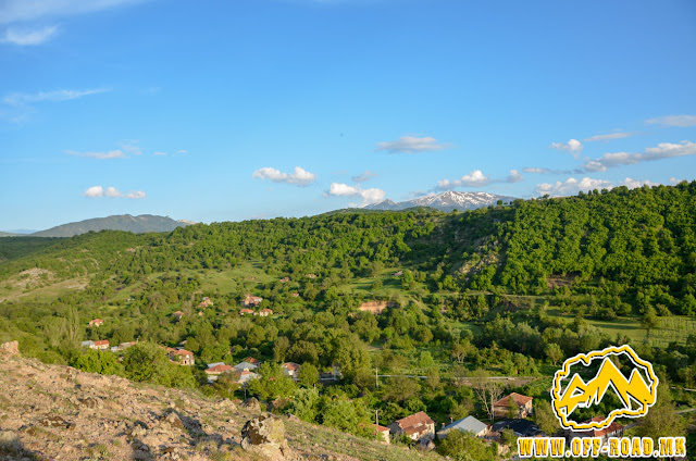 View toward Kajmakcalan, Nidze Mountain / Поглед кон Кајмакчалан