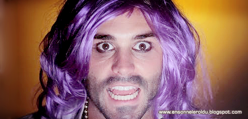 Bir Hayrandan Russell Brand 'Wide Awake' Uyarlaması! En Son Neler Oldu?