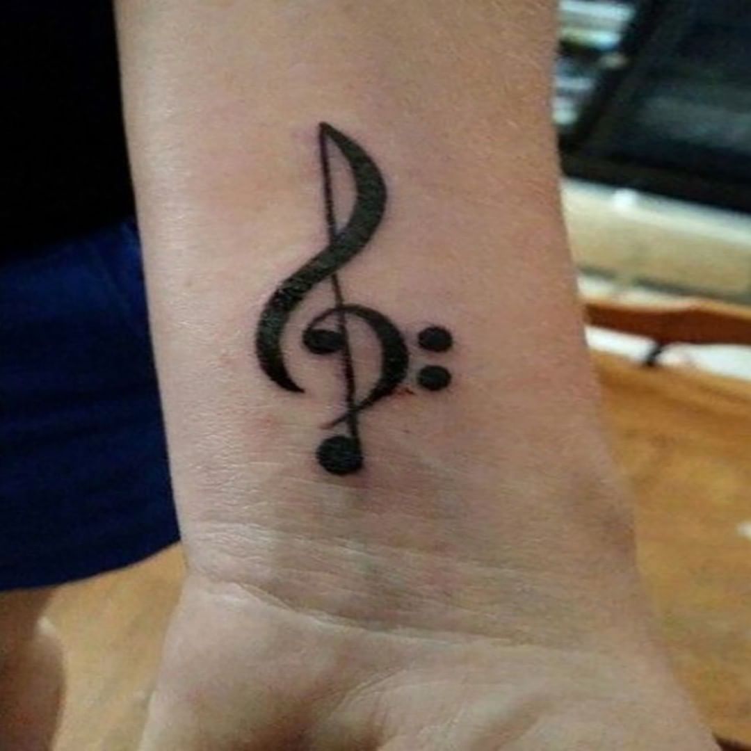150+ Meaningful Treble Clef Tattoo Designs for Music Lovers (2019