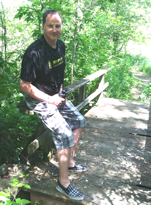 Birdstud's Birdchat Old Ashippun, WI A Honey of a Place to Watch