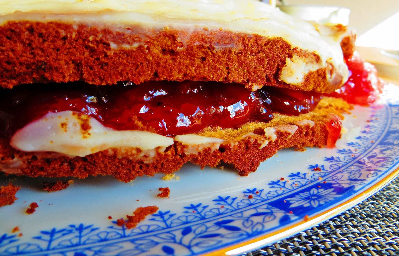 Marieke&amp;#39;s Sweet Little World: Lebkuchentorte mit Zwetschgen ...