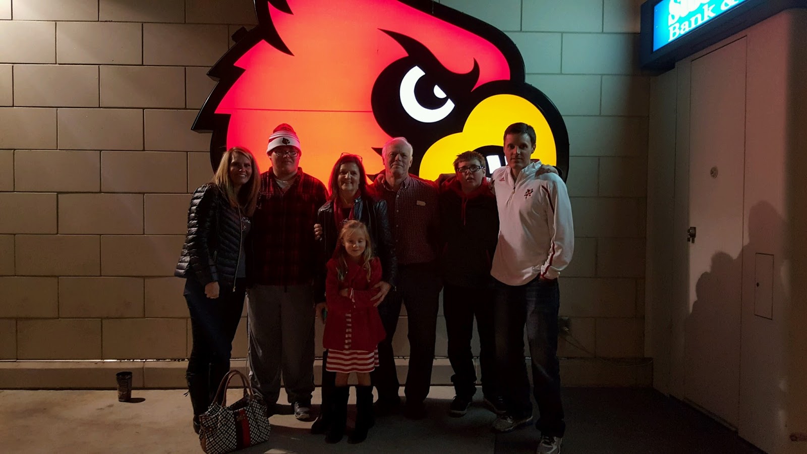CatCardsBabies: U of L basketball game