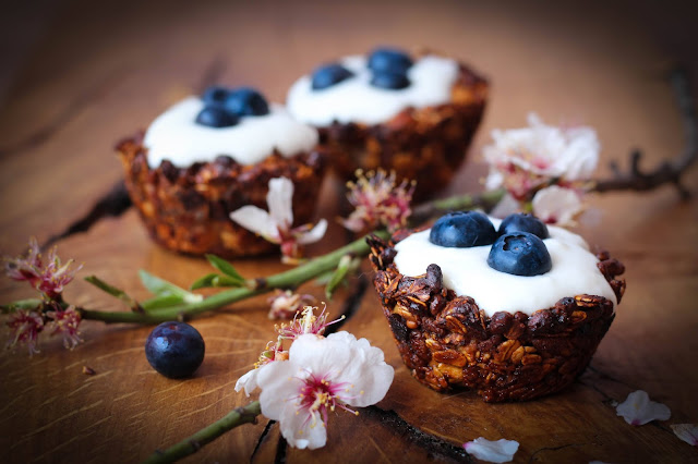 Granola cups