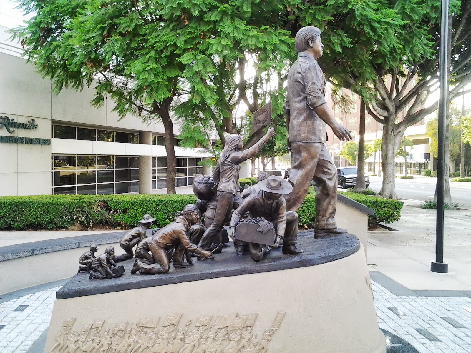 💖 In downtown Riverside