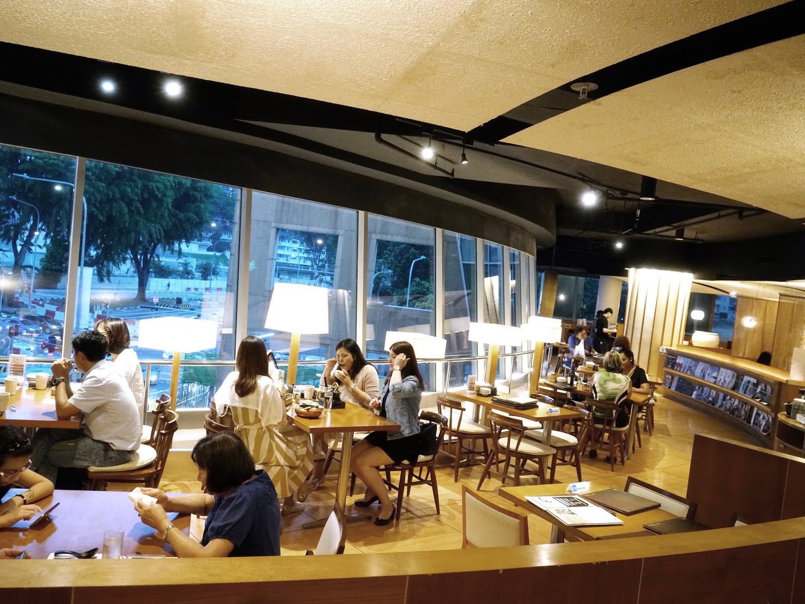 PinkyPiggu Sun With Moon Japanese Dining & Cafe Wheelock Place