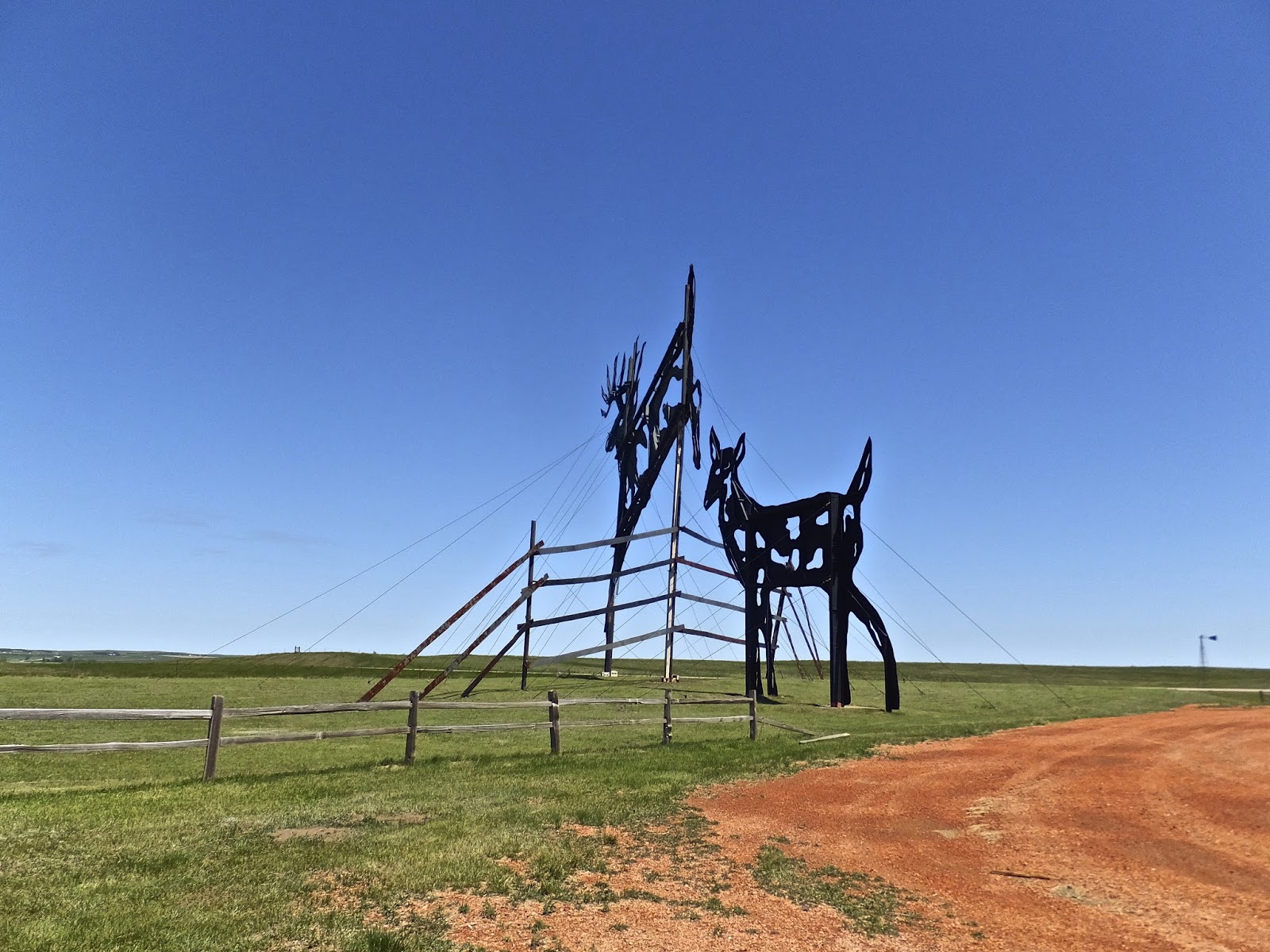 MerrySyracuse Enchanted Highway South From Gladstone ND