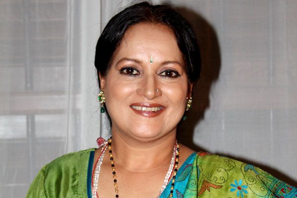 Himani Shivpuri Biography, Wiki, Dob, Height, Weight, Sun Sign, Native Place, Family, Filmography, Affairs and More