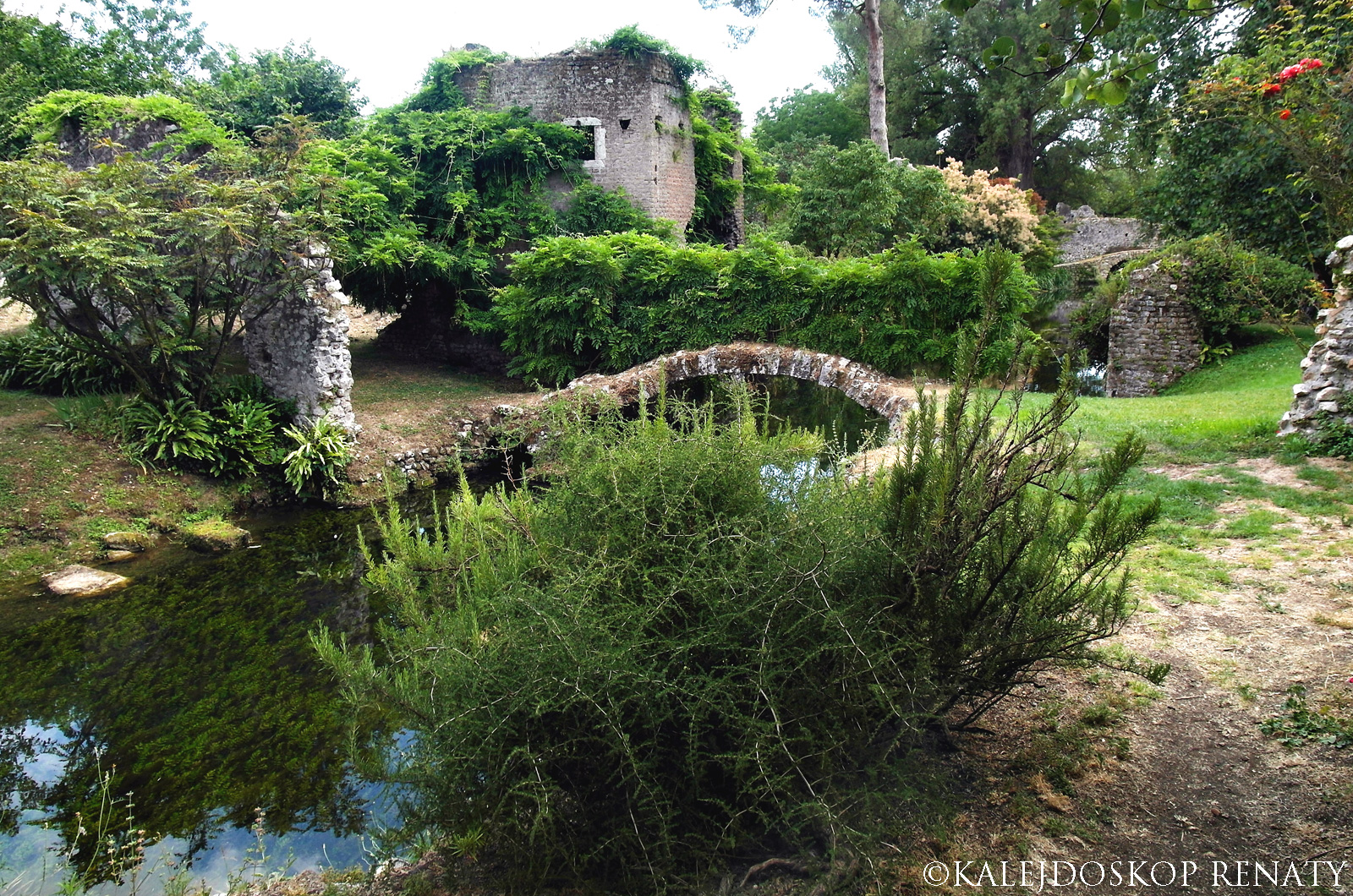 Ogród Nimfy — najbardziej magiczny ogród świata