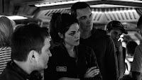 Callie Hernandez and Michael Fassbender in Alien: Covenant (5)