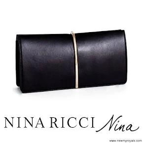 Queen Letizia style NINA RICCI Arc Clutch 