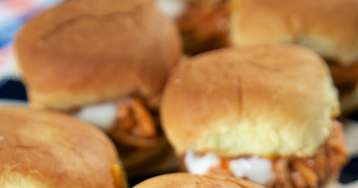 Slow Cooker Buffalo Chicken Sliders {Football Friday} Plain Chicken