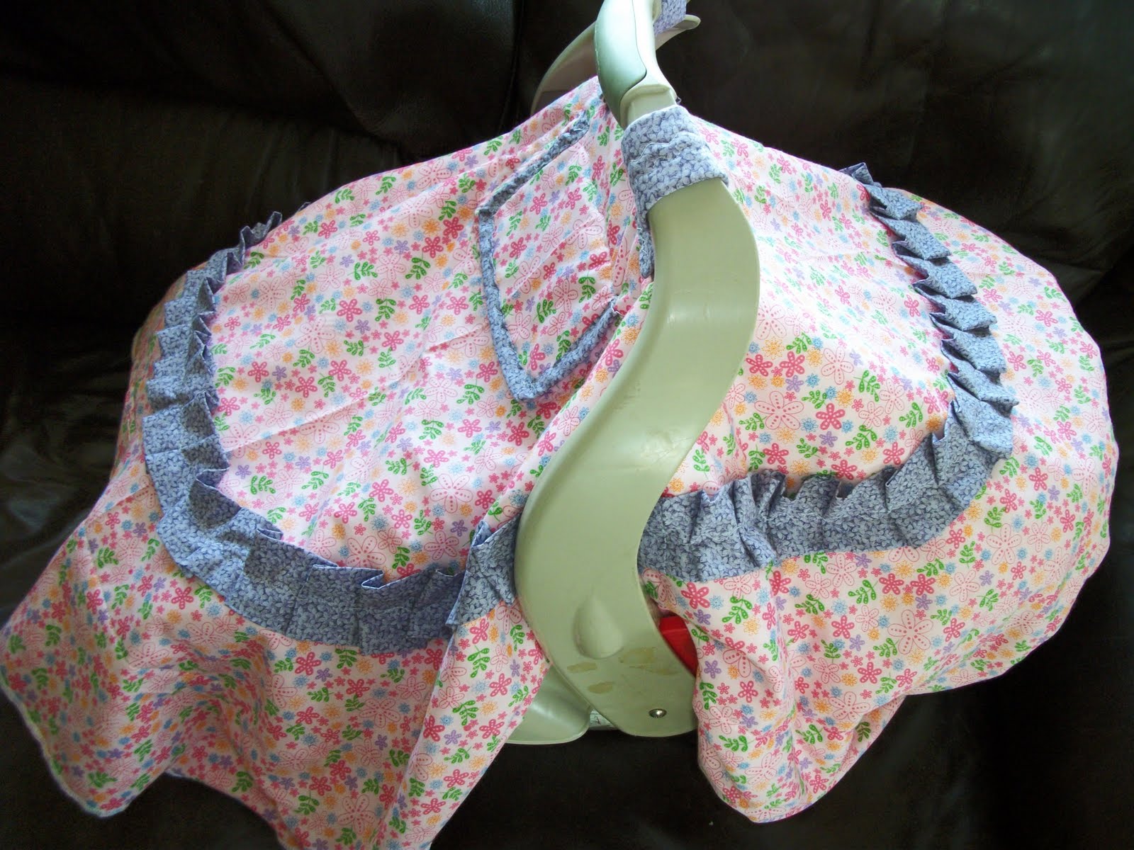 Deerecountry Quilts Camo John Deere rag quilt, pacifier holders