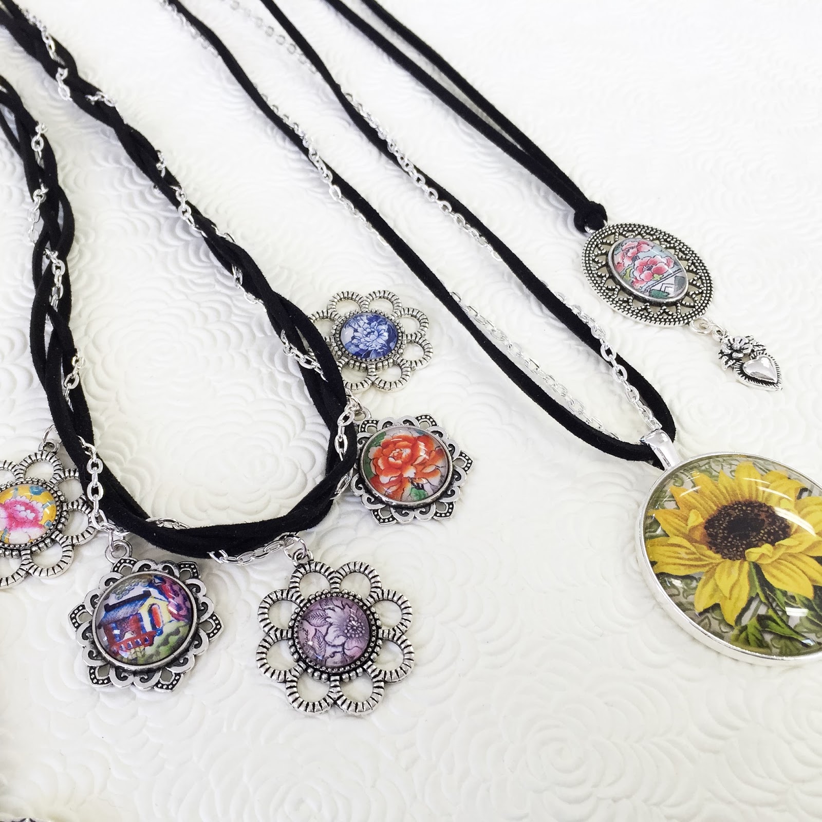 Craft Fantastic Blog Faux Leather Necklace 5 Ways!