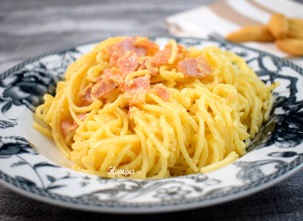 Espaguetis a la Carbonara. Vídeo Receta