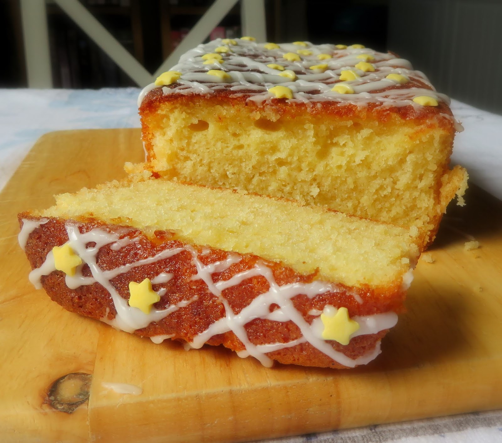 The English Kitchen: Lemon Curd Drizzle Cake