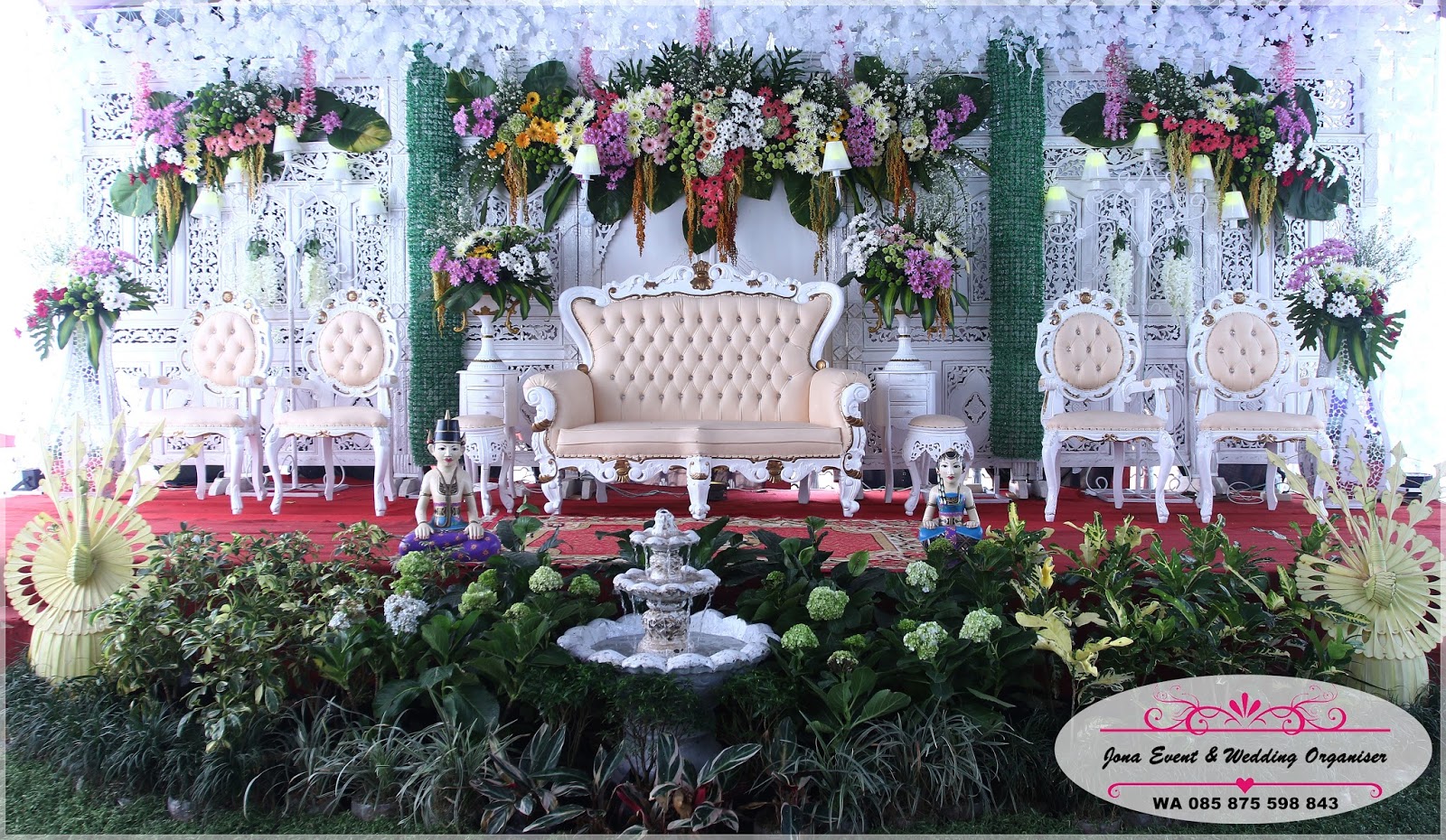 tema pernikahan tradisional