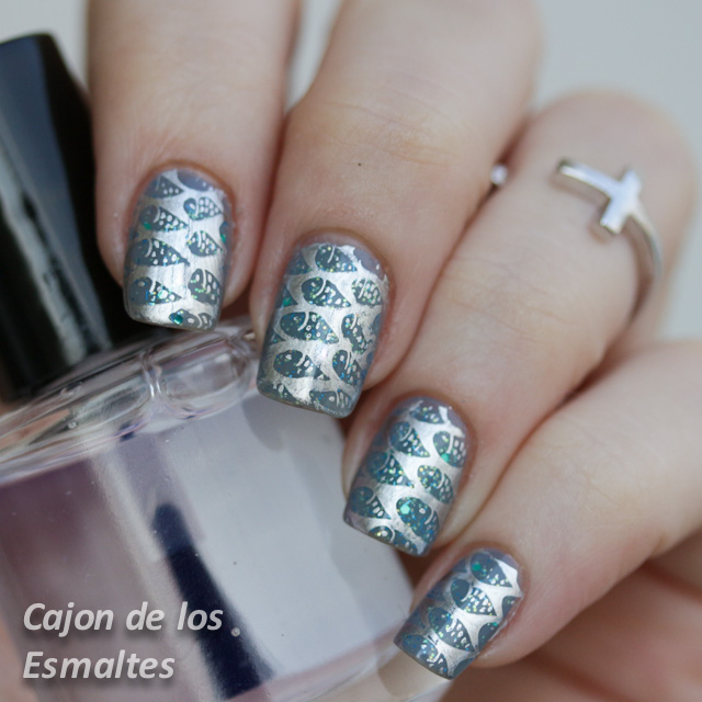 estampado Moyou Sailor 06 - Essie Nothing like Chrome