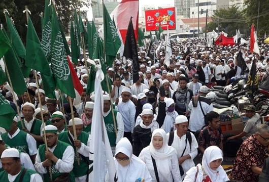 Ketum FPI Singgung Partai Setan dan Pembela Allah di Reuni 212