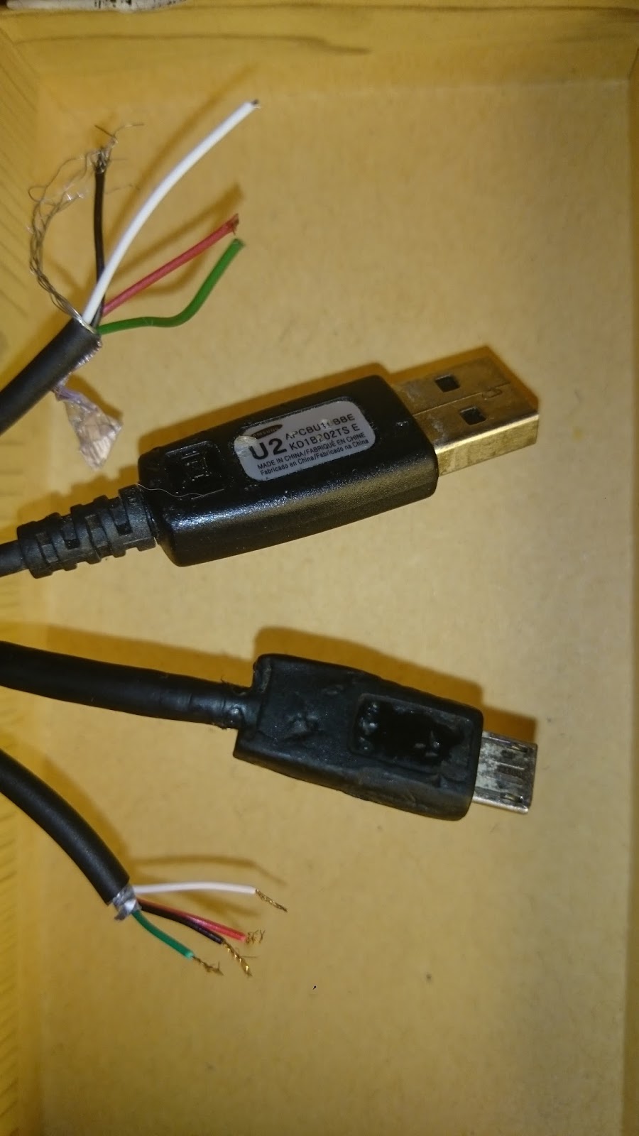 Fios Usb Cores Diferentes EDUCA