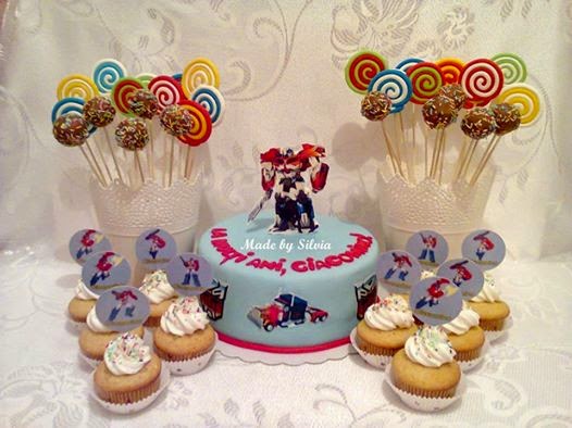 Tort Transformers cu mini candy bar