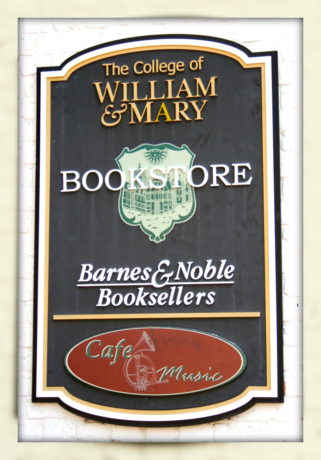 Living In Williamsburg, Virginia College Of William And Mary Bookstore