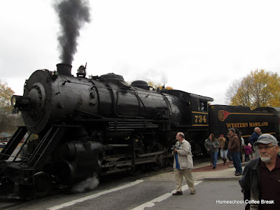 A Western Maryland Railroad Photojournal (Autumn Colors) on Homeschool Coffee Break @ kympossibleblog.blogspot.com #railroad #steamtrain