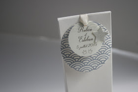 faire-part de naissance chic graphique cadeau invité ruban papier japonais sur mesure raffiné fait main haut de gamme atelier fleur de pommier 