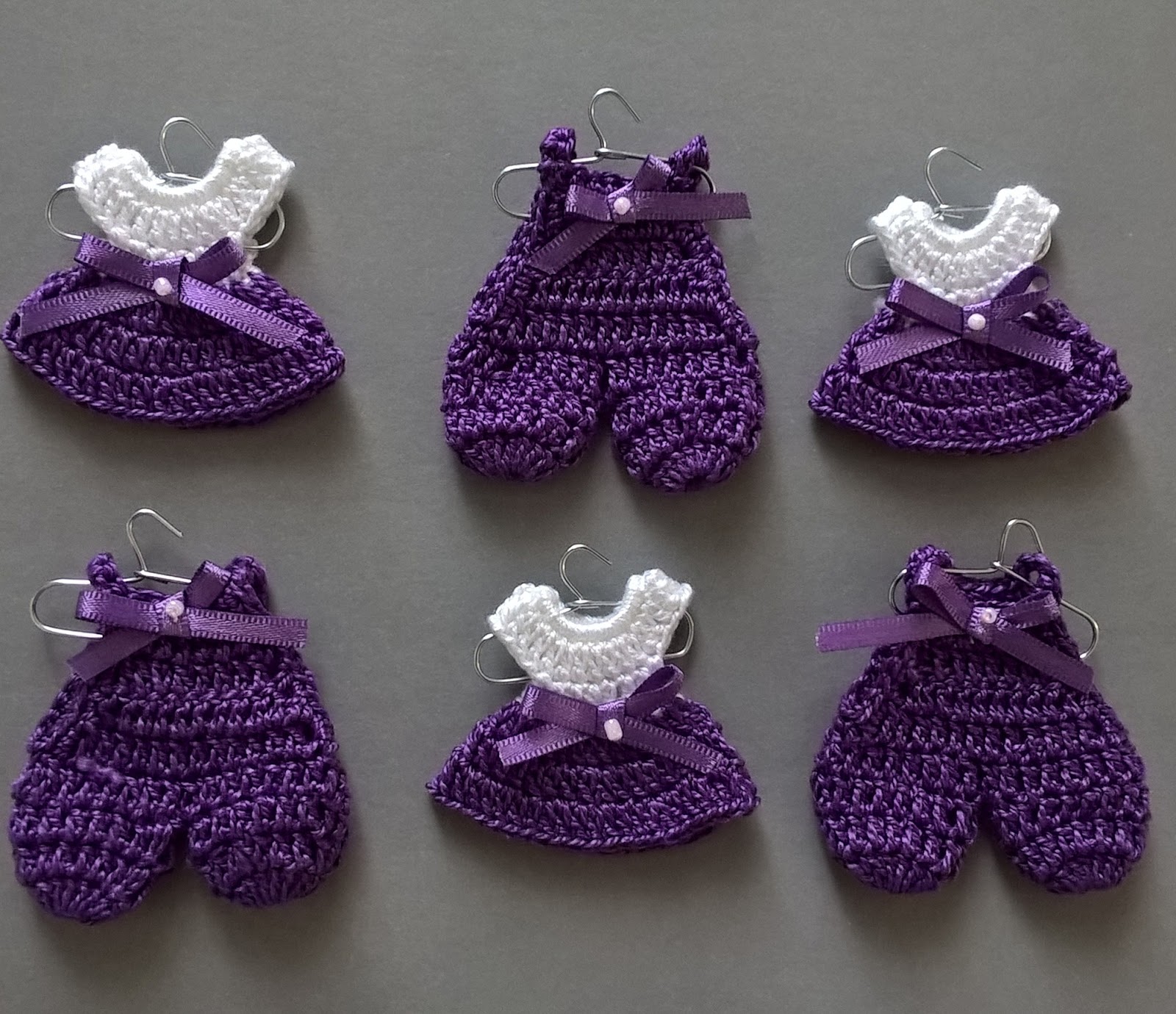 VESTIDITOS MINIATURAS PASO A PASO&hellip;POR FIN!!