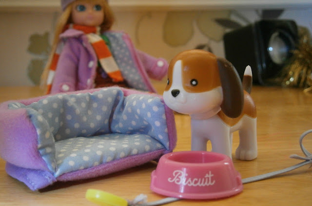 Lottie doll girl accesory pack barbie alternative dog
