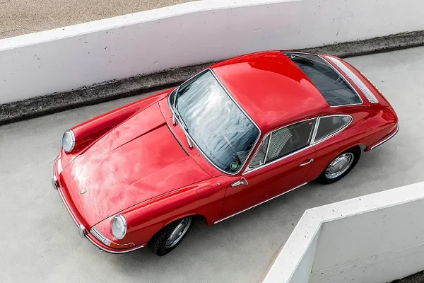 Porsche 911 901 restaurado
