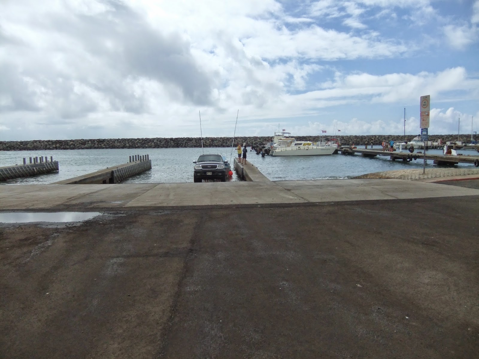 Journal of Humanitarian Affairs Leeward 'watering hole' offers Hawaii