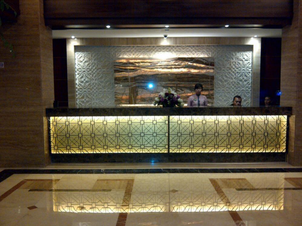 Disewakan Apartment Belmont Residence Kebon Jeruk Jakarta Barat.Tower