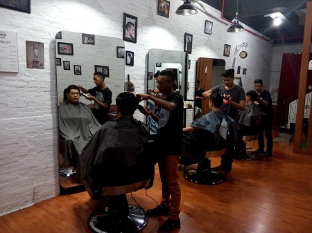 Analisa Usaha Pangkas Rambut Barber Shop Dan Prospeknya Lokak