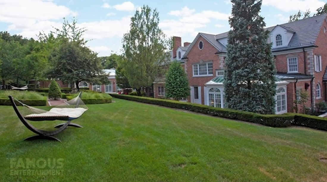 59 Interior Design Photos vs. Alicia Keys & Swizz Beats $20.8 Million Razor Luxury Mansion Tour