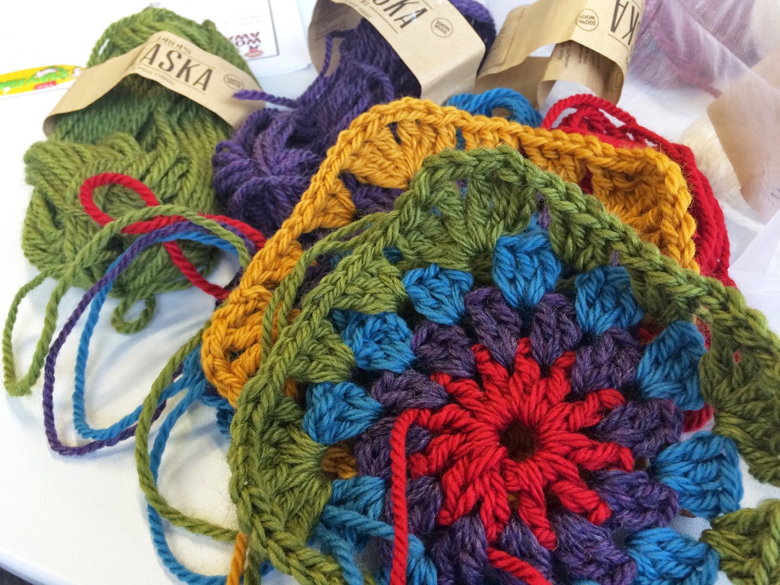 Designing a crochet granny blanket