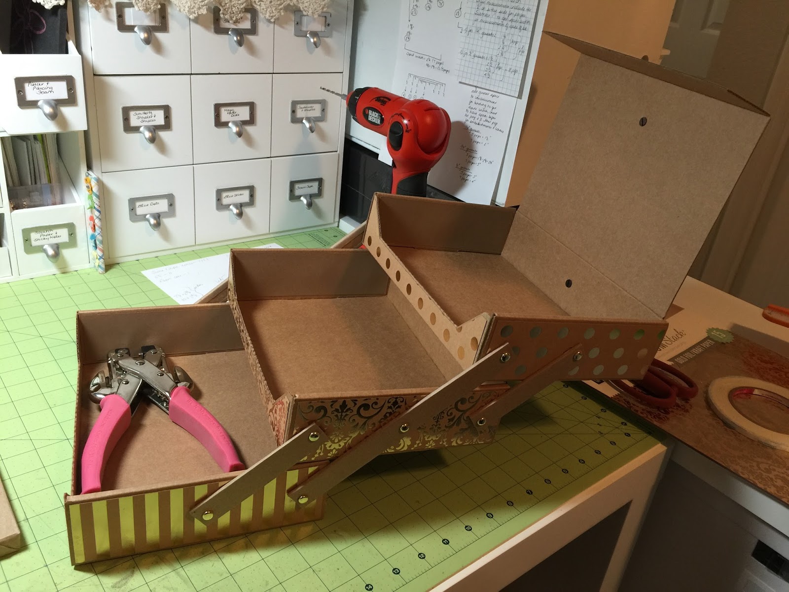 A Creative Operation Cantilever Sewing Box, Part 2