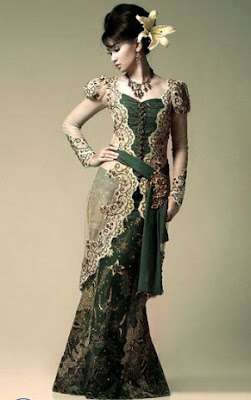 contoh Model Kebaya Batik wanita