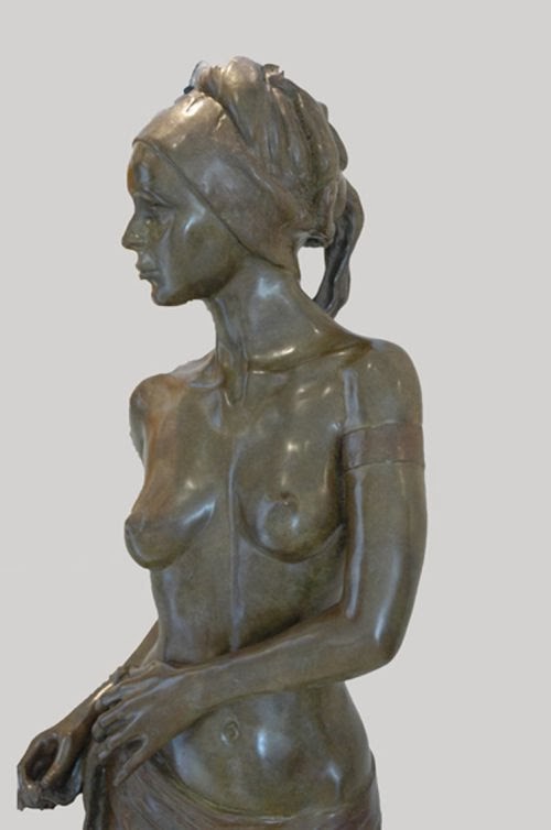 beatrice bissara esculturas mulheres nuas marfim