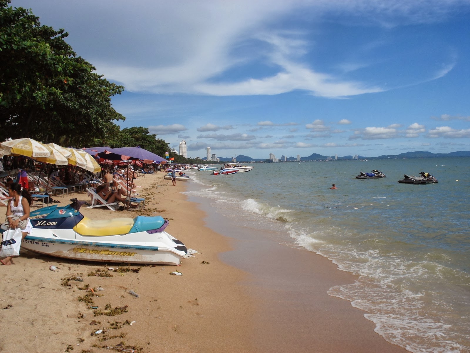 Пляж джомтьен тайланд