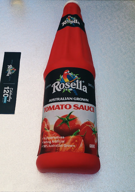 Rosella, 120th birthday, tomato sauce, cake
