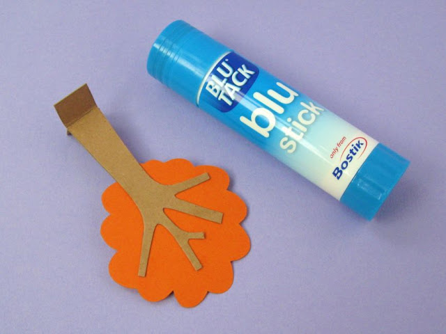 Cute Autumn Fall Scene in a Mason Jar DIY Craft Tutorial