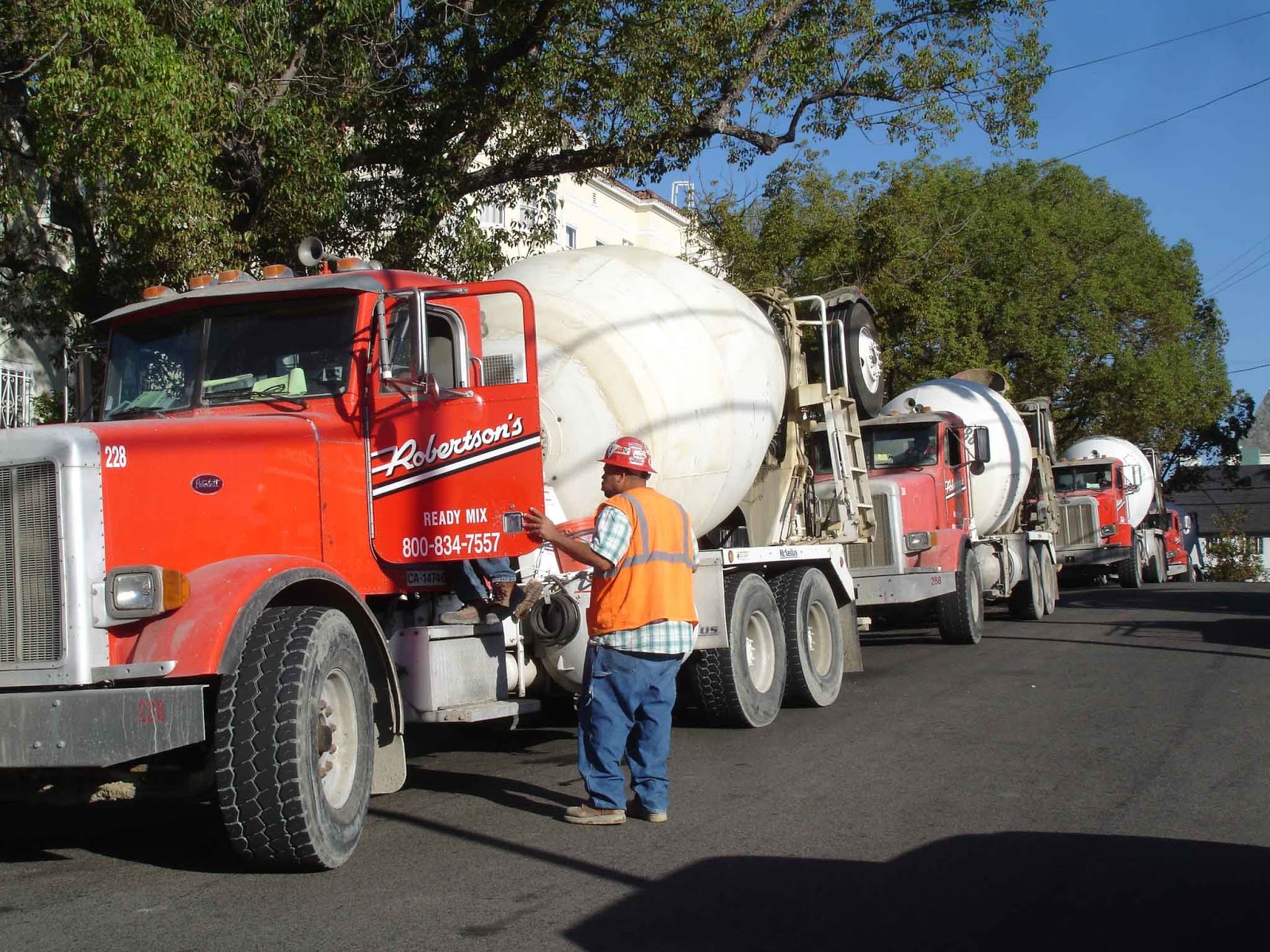 PSL Architects: The Serrano - Big Day...Podium Concrete Pour Day