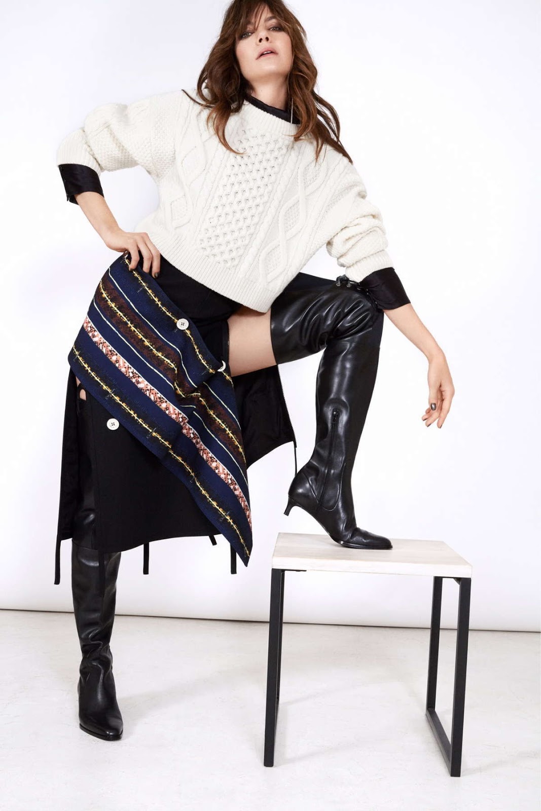 미셸 모너핸) Content Mode July 2018 - 웨스트(WEST) 카테고리